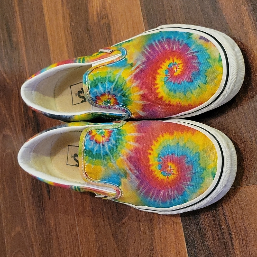 Women/Men's tie dye Vans